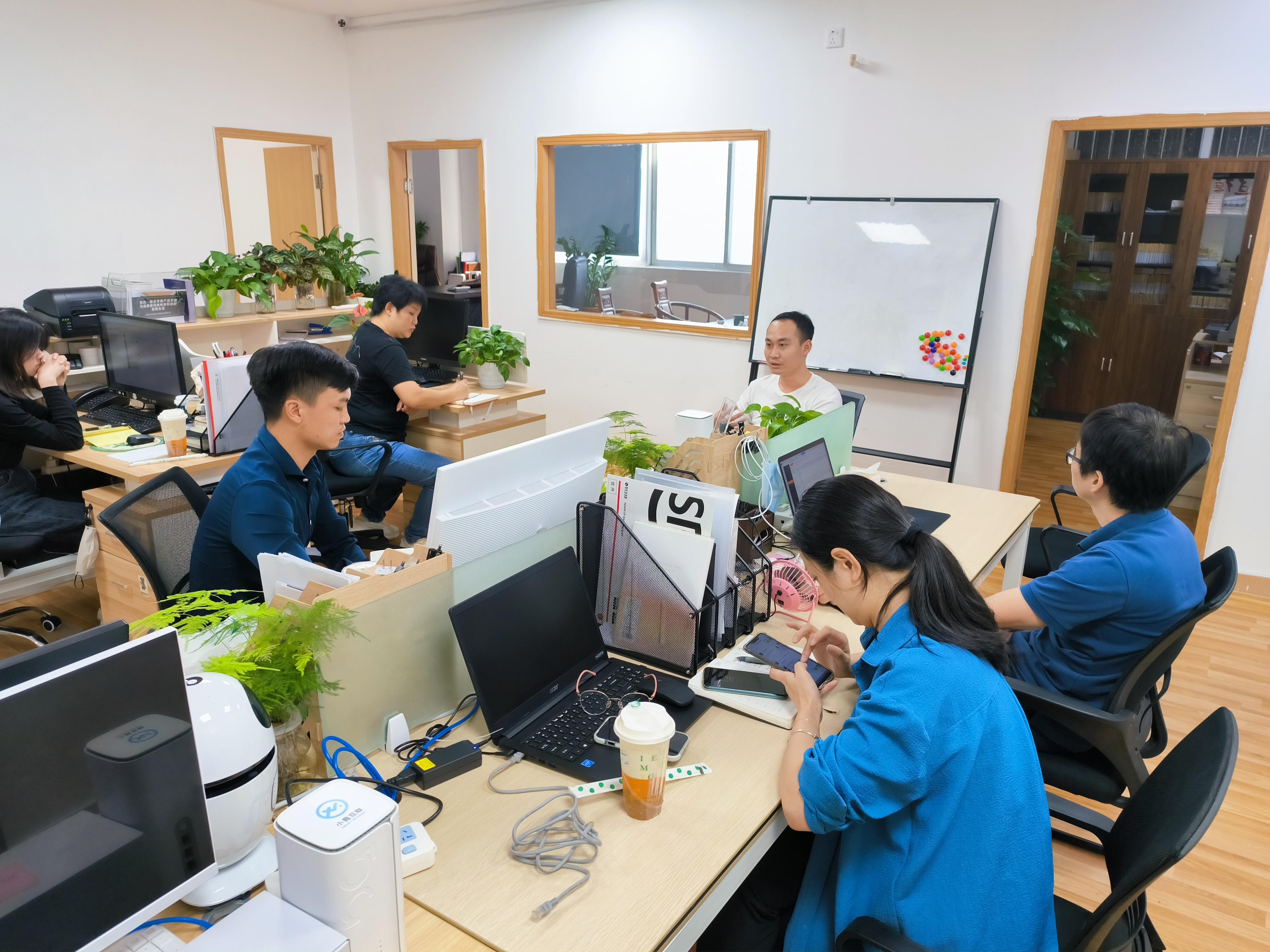 5GCPE无线路由器培训现场